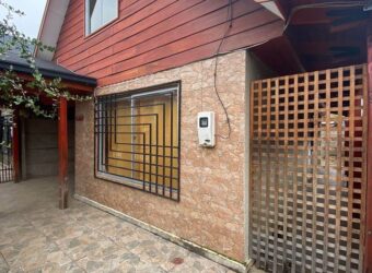 Arriendo casa en Linares